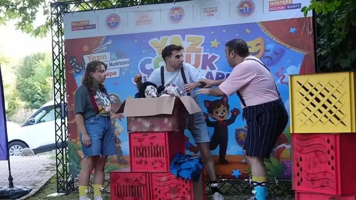 Maltepe’de yaz çocuk tiyatroları her mahallede