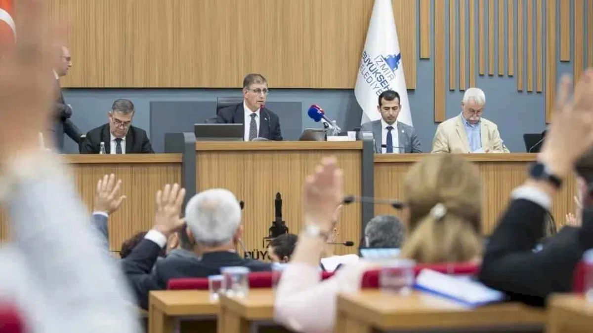 İZBAN’da indirim, ulaşımda “Genç Tarife” dönemi başlıyor