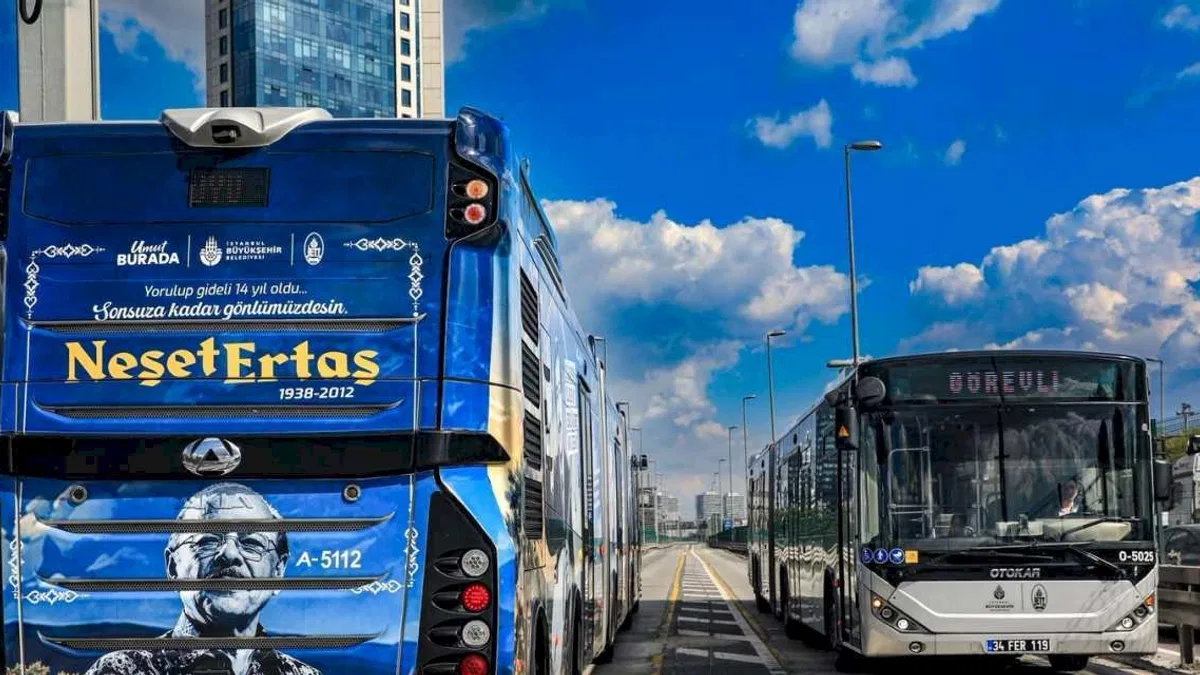 İstanbul yollarında Neşet Ertaş anılıyor