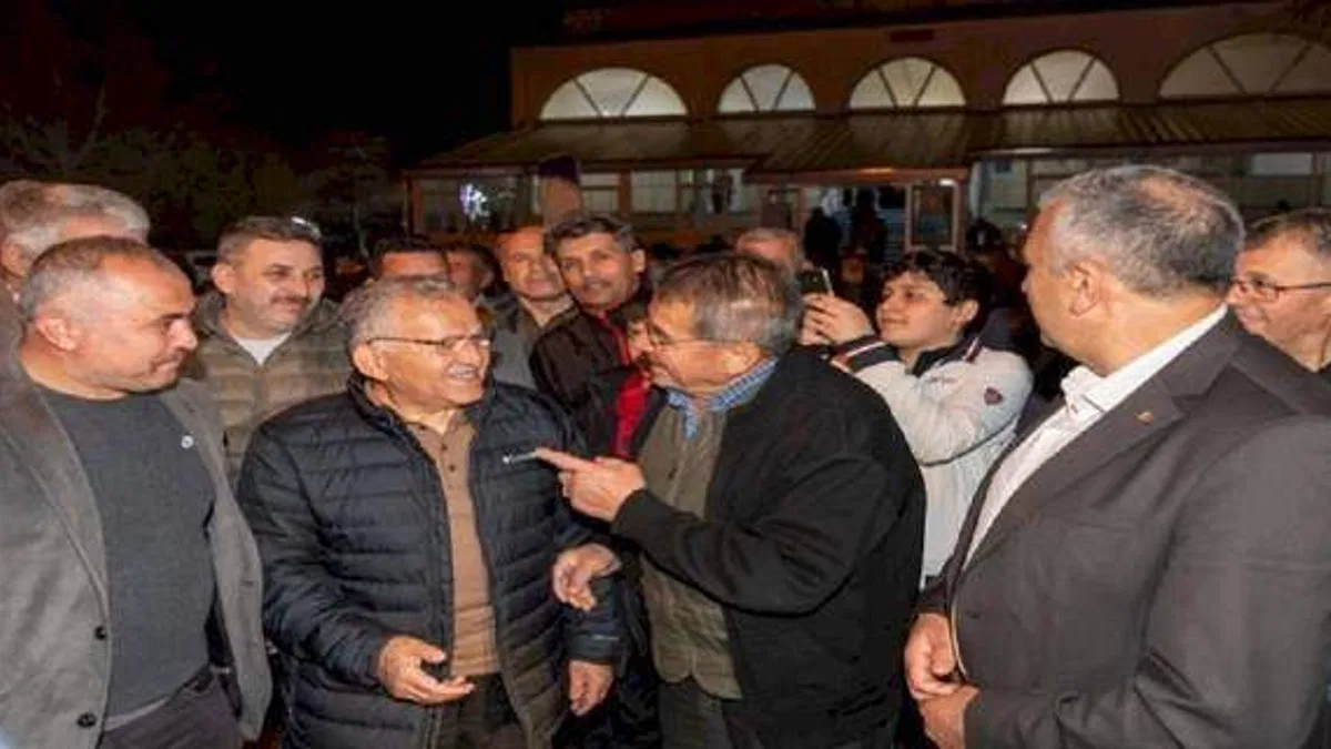 Memduh Büyükkılıç ramazan bereketini vatandaşla yaşıyor