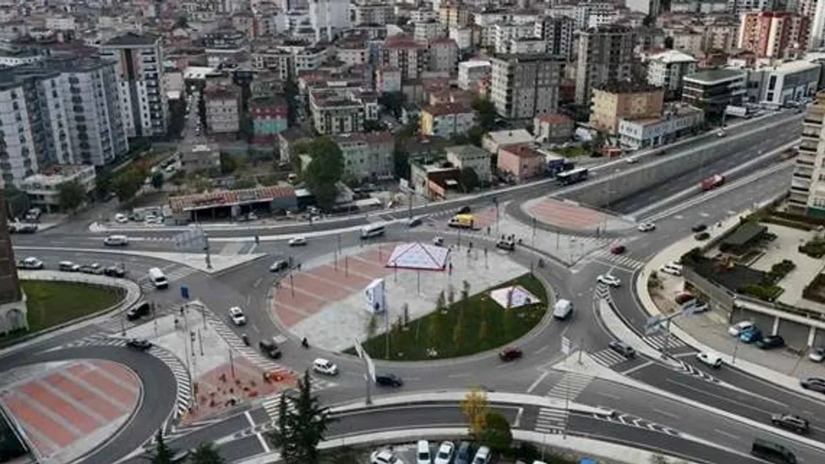 İstanbul'da Yenidoğan Kavşağı hizmete girdi