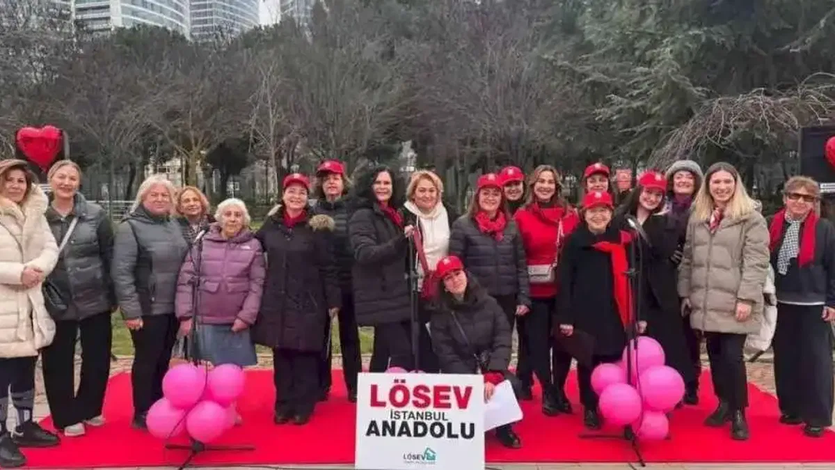 LÖSEV sevginin her halini paylaştı