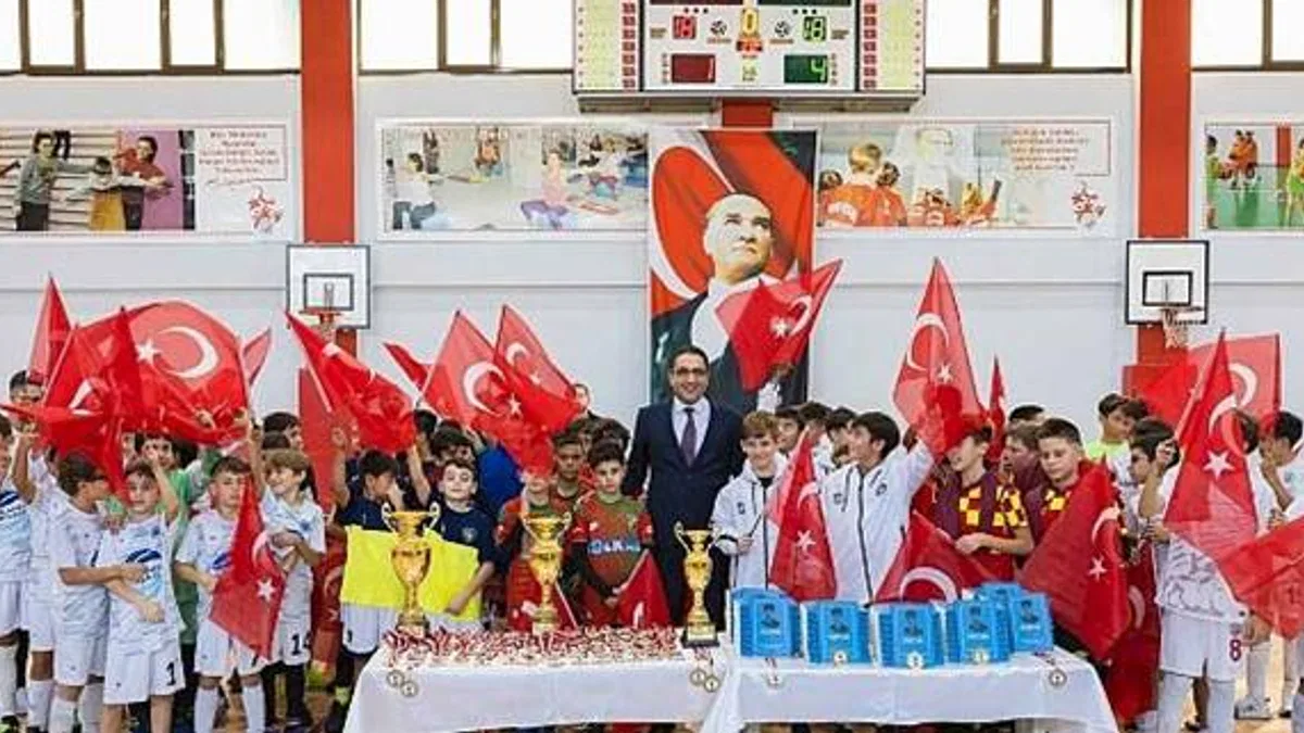 Çocuklar futsalı çok sevdi - Yoğun ilgi yeni turnuva getirdi