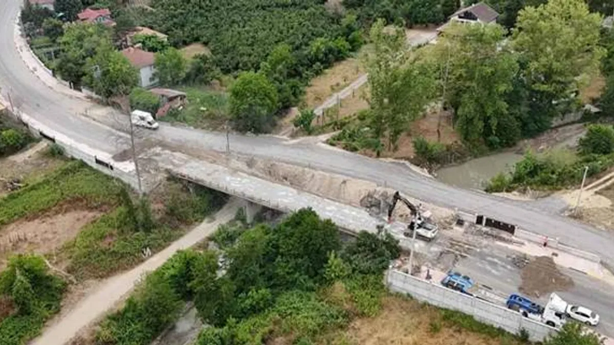 Sakarya Kanlıçay Köprüsü’nde çalışmalar başladı