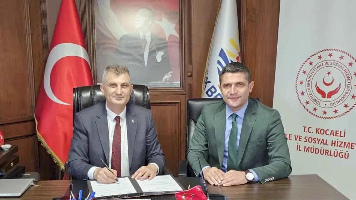Gölcük'ten evlenecek çiftlere destek