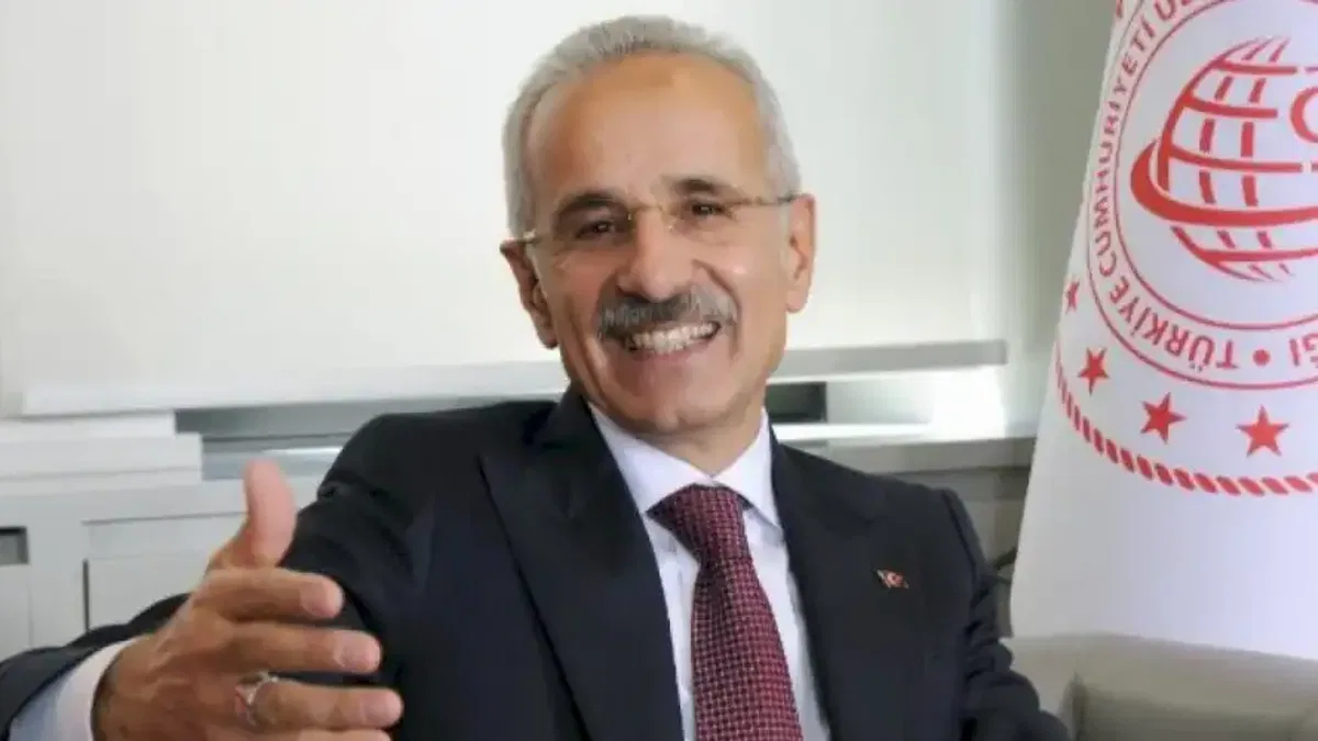 Bakan Uraloğlu Cezayir yolcusu