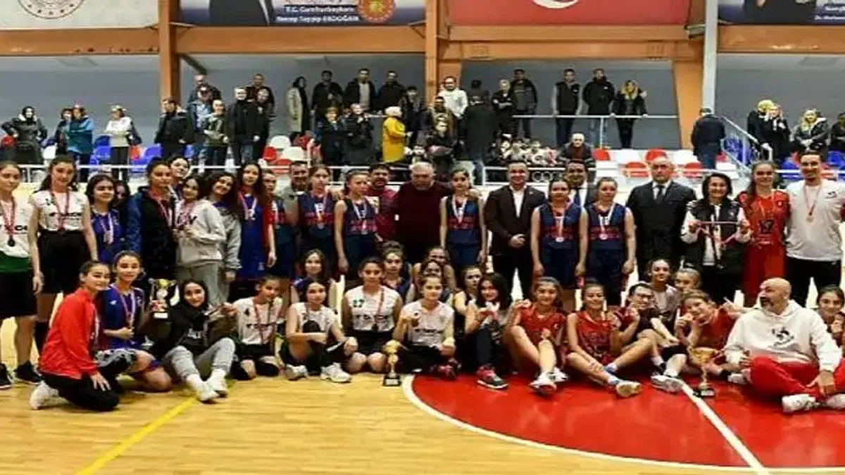 Mustafakemalpaşa Sporda Altın Çağını Yaşıyor