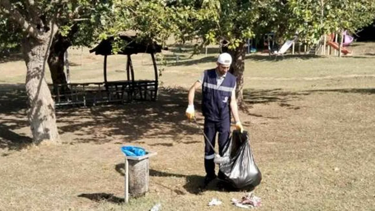 Yeşil alanlarda düzenli temizlik