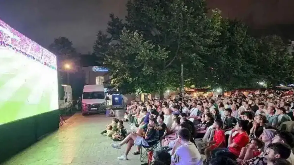 Gölcüklüler galibiyeti böyle kutladı