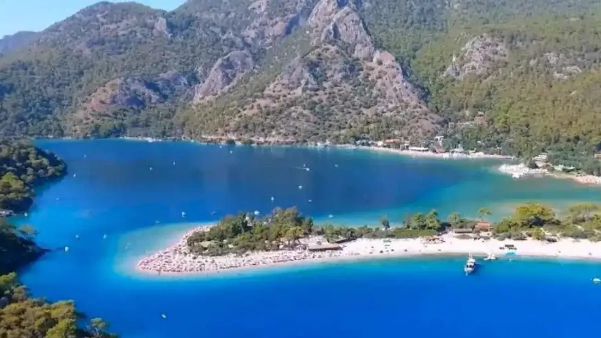Bakan Özhaseki: Hedef temiz plajda dünya birinciliği