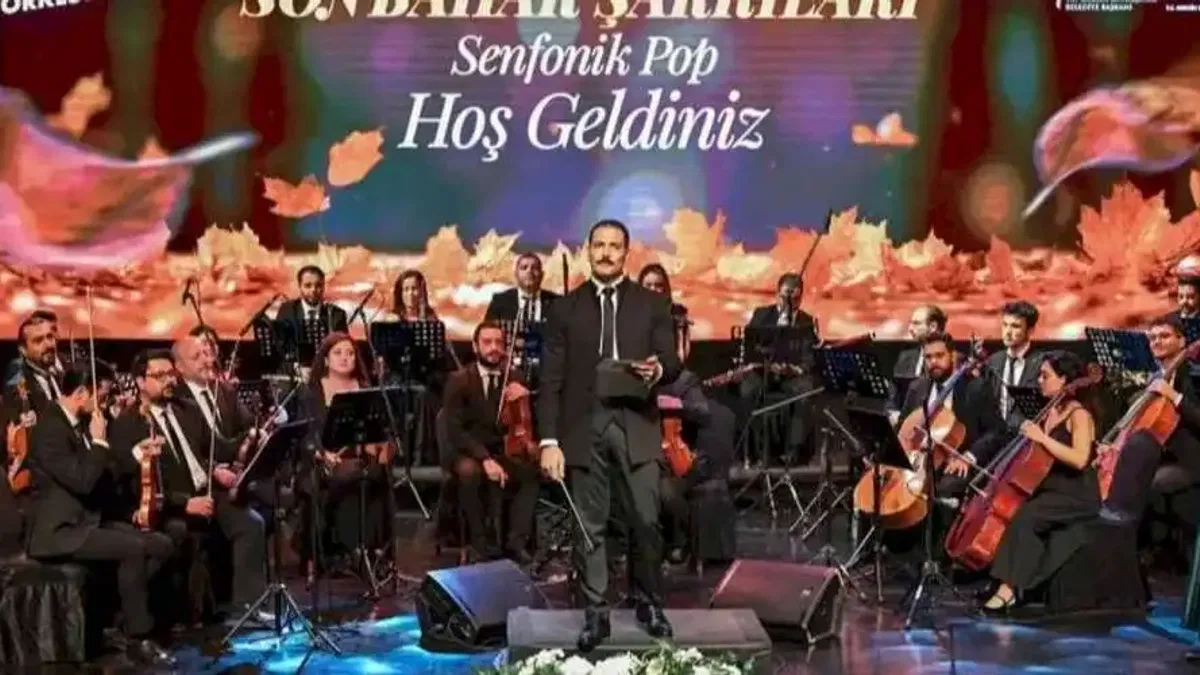 Mersin'de öğretmenlere özel ‘Sonbahar Şarkıları’ konseri