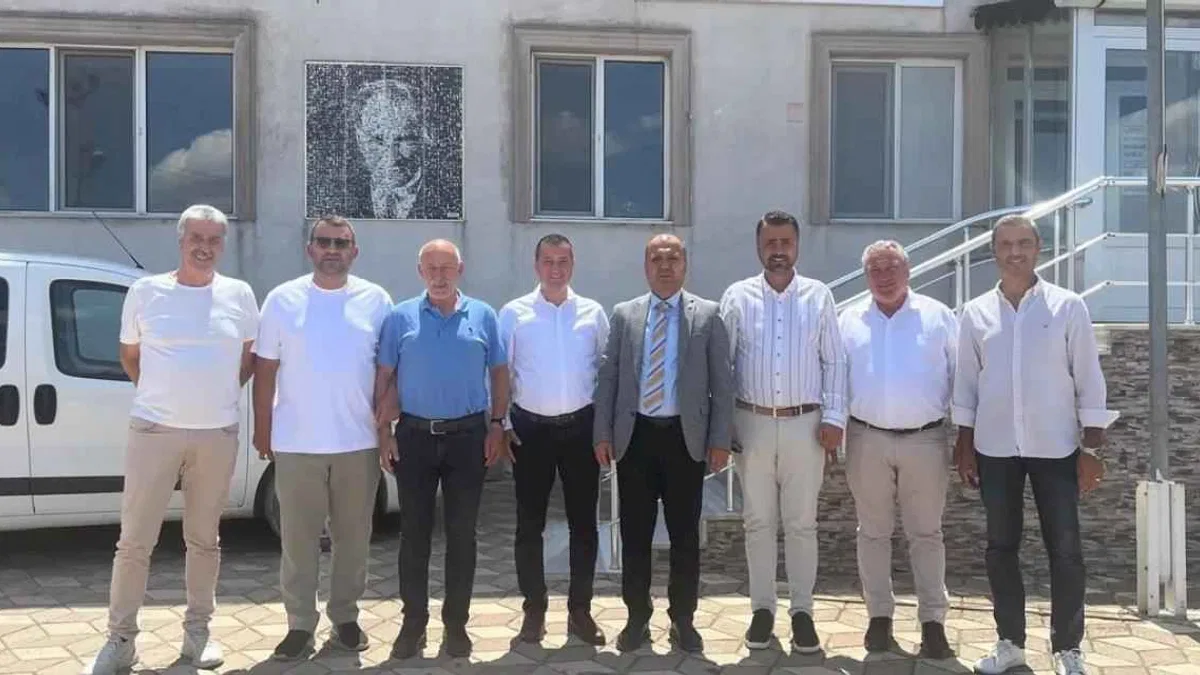Yenimuhacır Belediyesi’ne ziyaretler