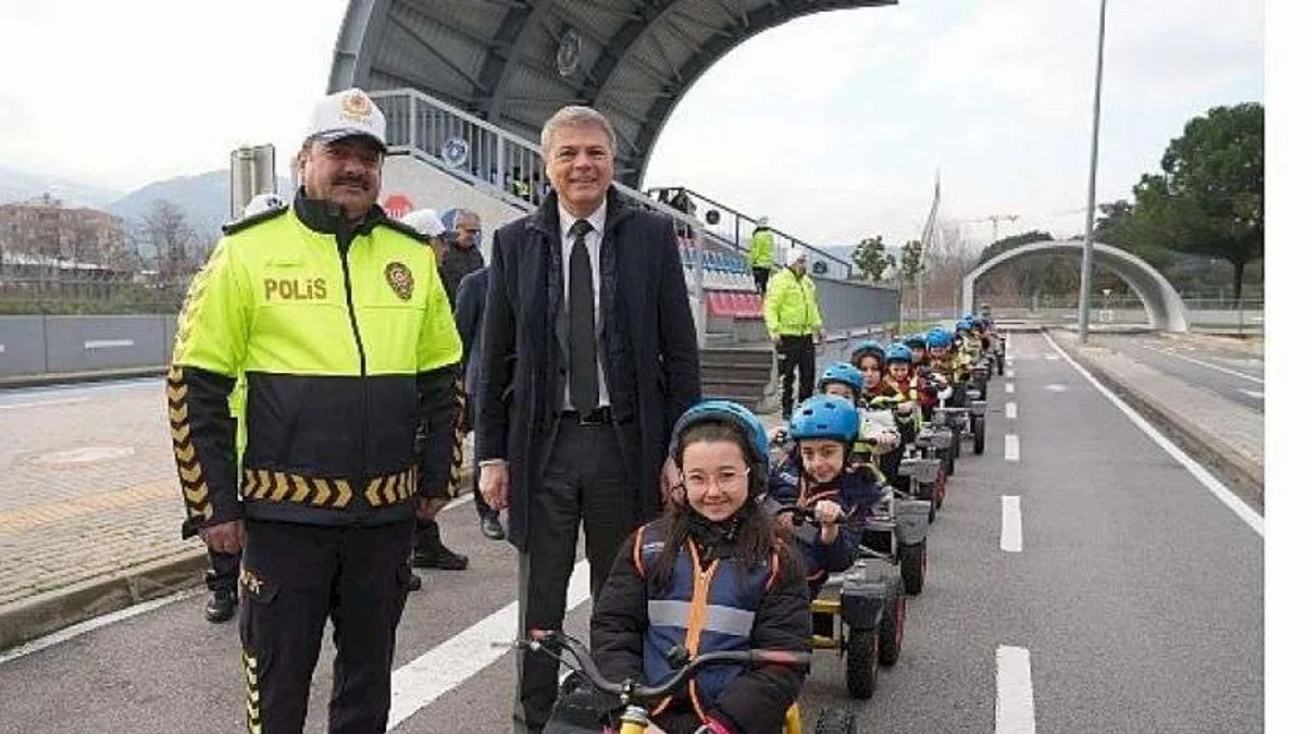 Oyak Renault'dan Gelecek İçin Güvenli Adımlar Projesi