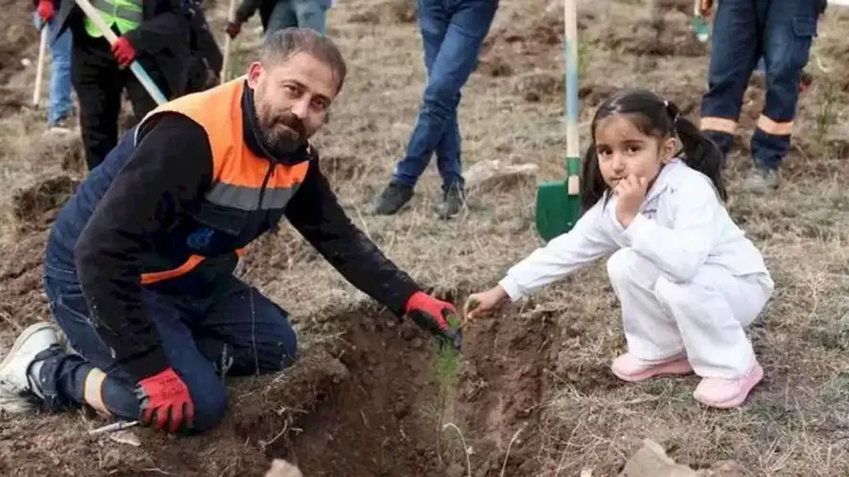Sivas’ta Muhsin Yazıcıoğlu Vefa Ormanı’na 58 bin fidan