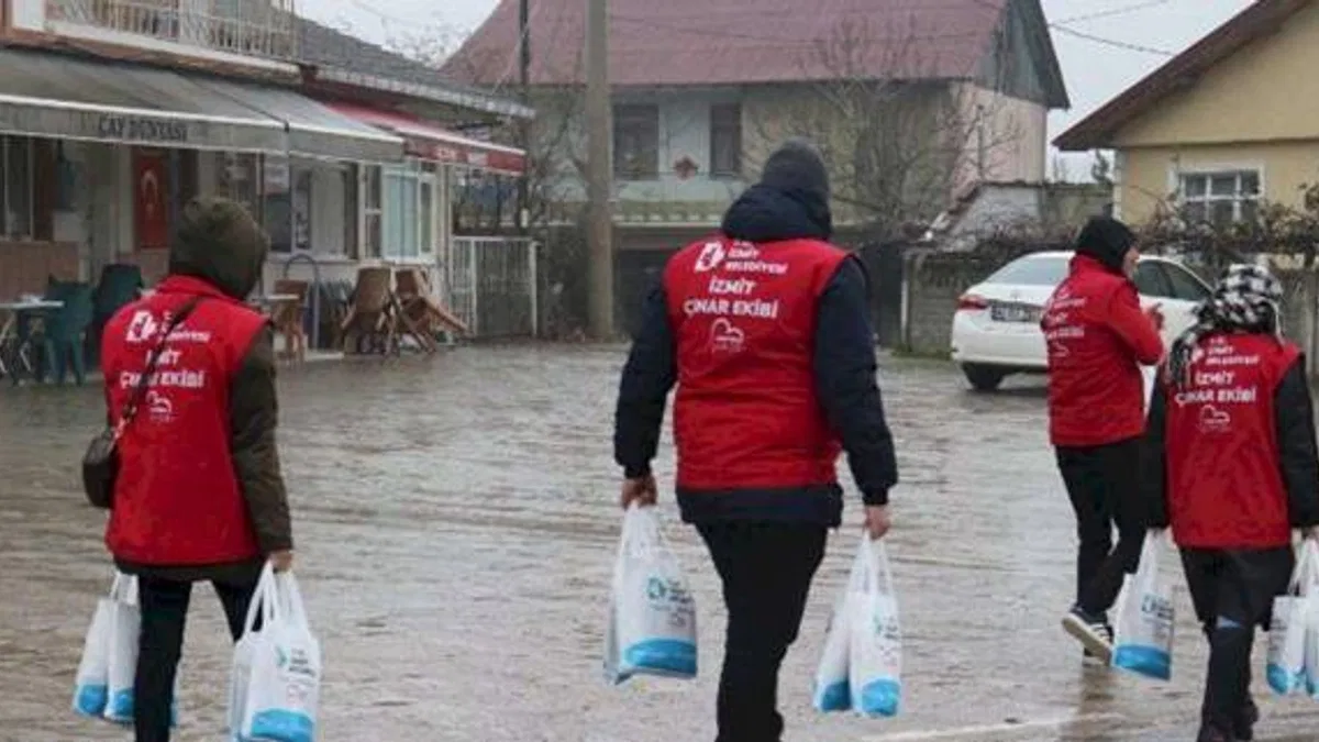 İzmit'te Çınar ekibi iç ısıtıyor