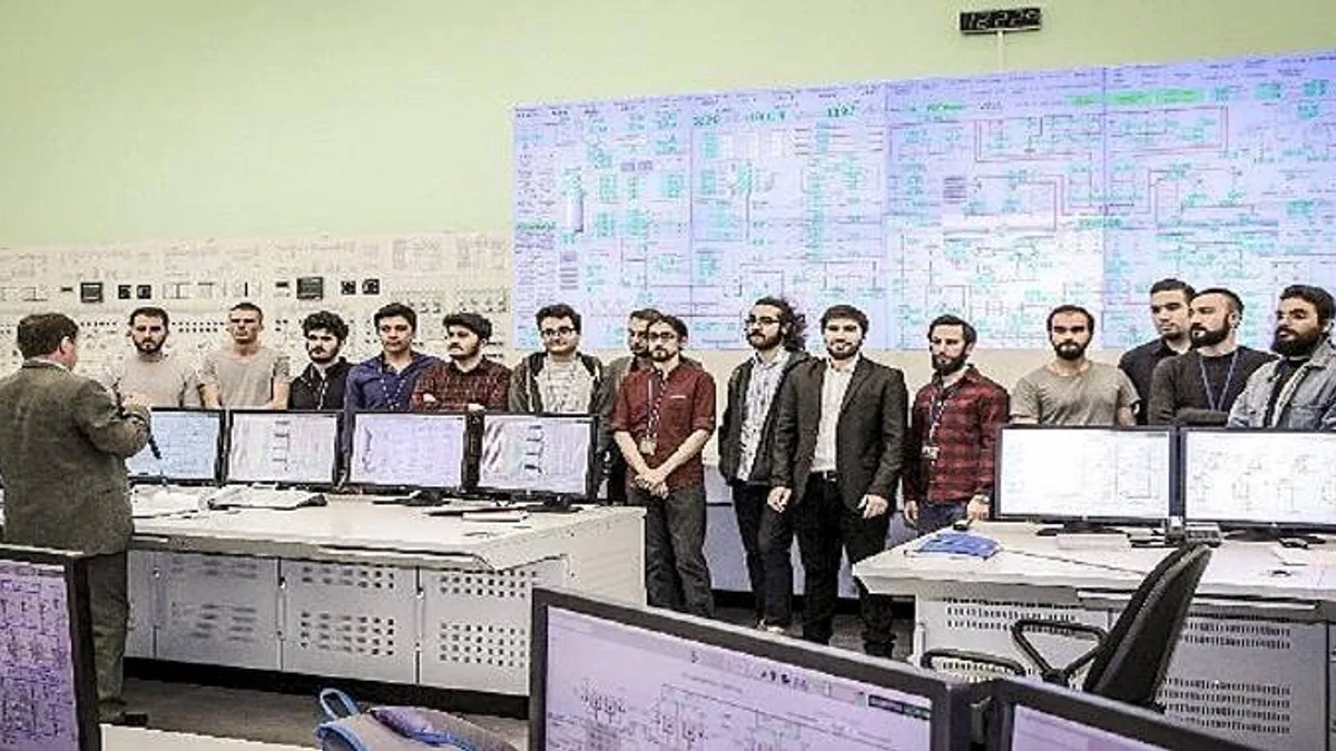 Türk Nükleer Mühendisleri Leningrad NGS-2'de Staj Yaptı