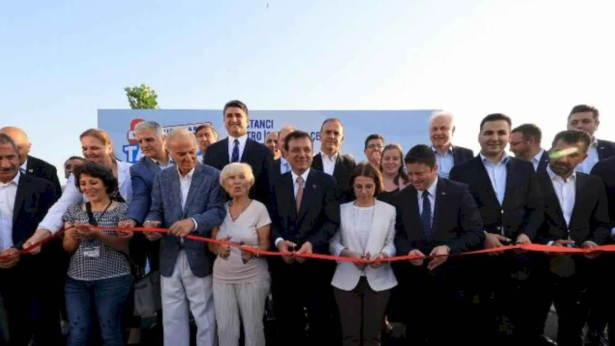 Kadıköy ve Maltepe sınırında toplu açılış