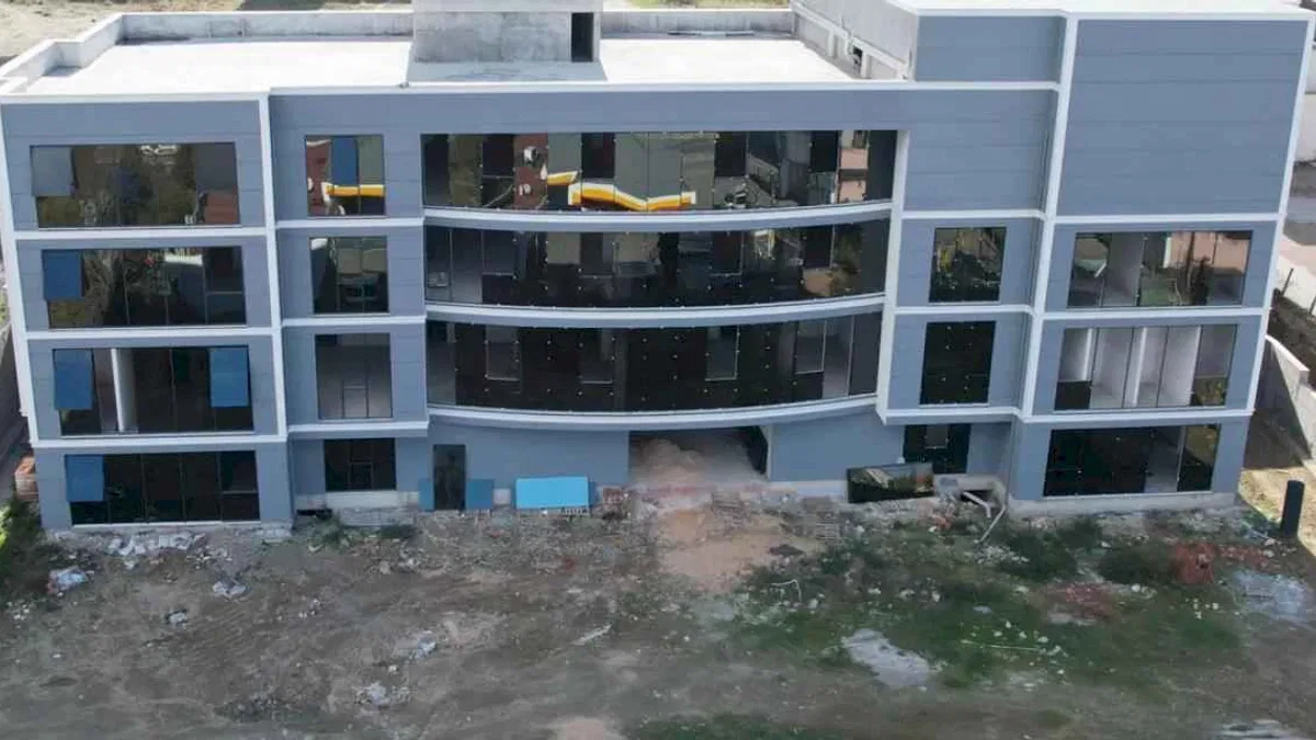 Bursa'da Engelsiz Yaşam Merkezi’nde yol yarılandı