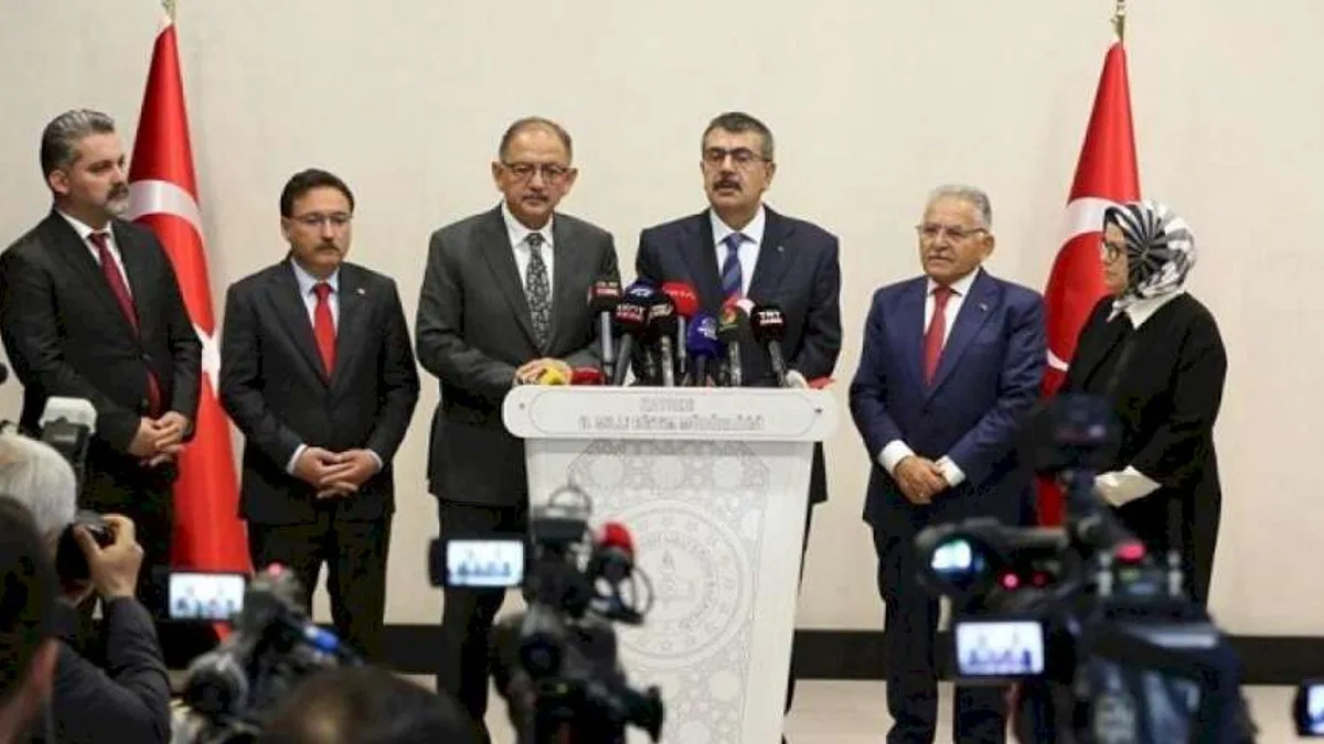 Kayseri Büyükşehir'den iki bakanlı değerlendirme toplantısı