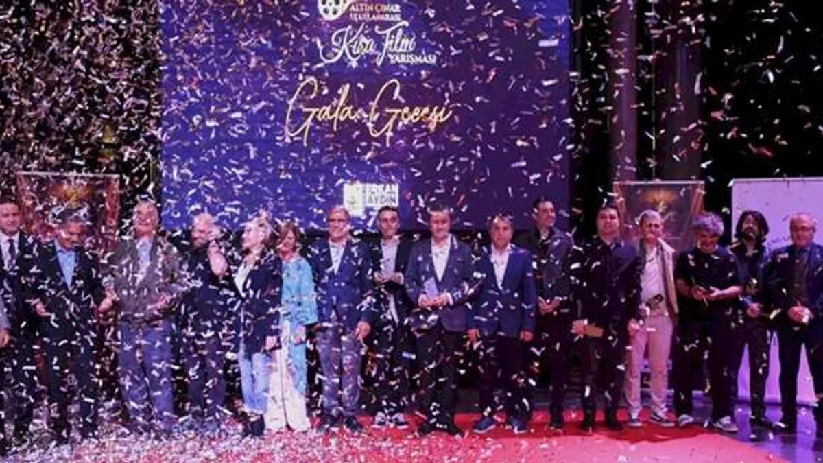 Bursa'da 'Altın Çınar Kısa Film Yarışması'nda ödüller sahiplerini buldu
