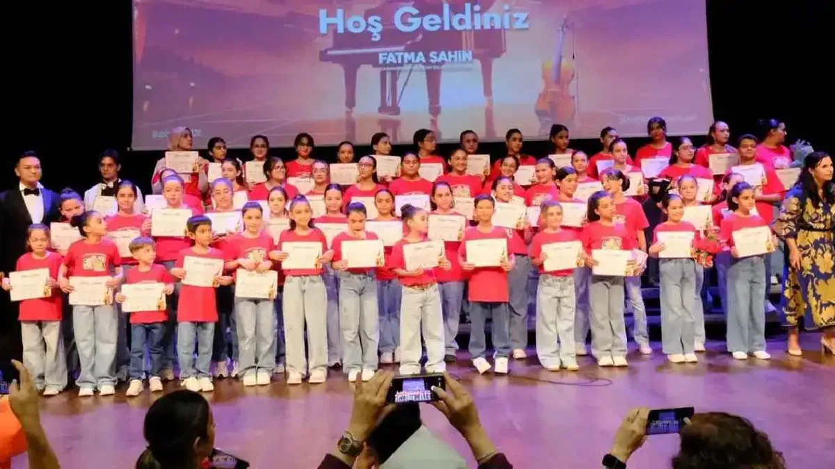 Gaziantep'te uluslararası çocuk kampı sona erdi