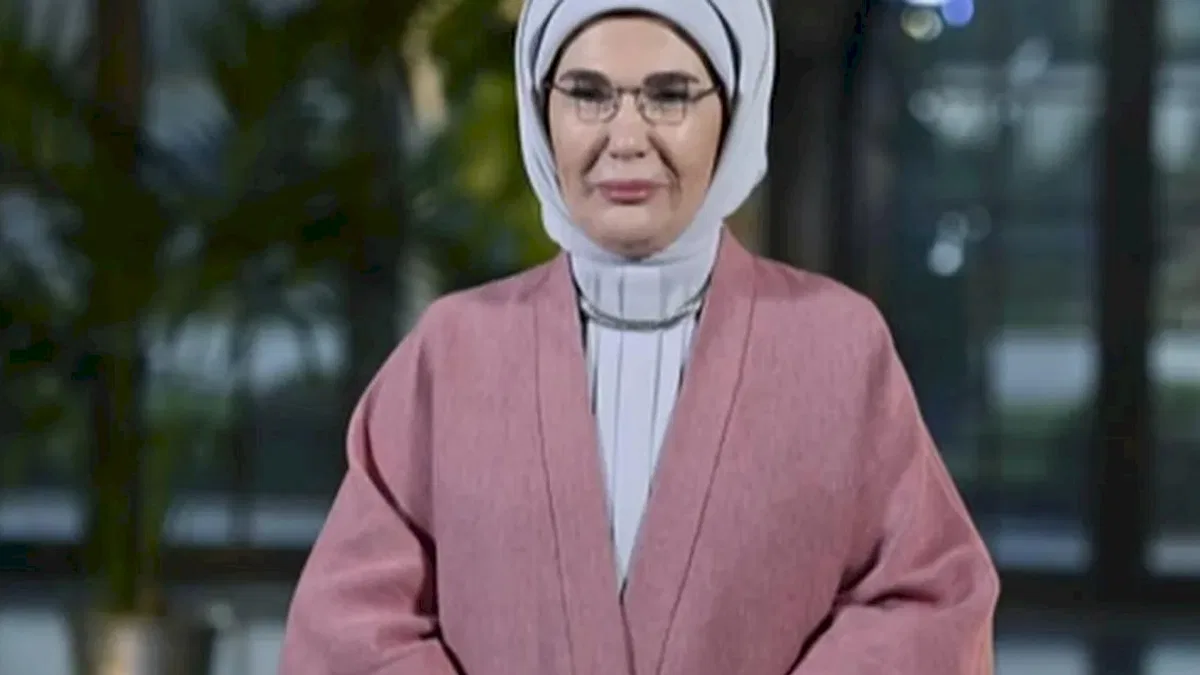 Emine Erdoğan'dan Sierra Leone'ye mesaj