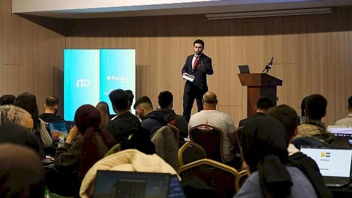 Konya Bilim Merkezi'nde "Internet Computer ve Smart Contract Yazma" Eğitimi Düzenlendi