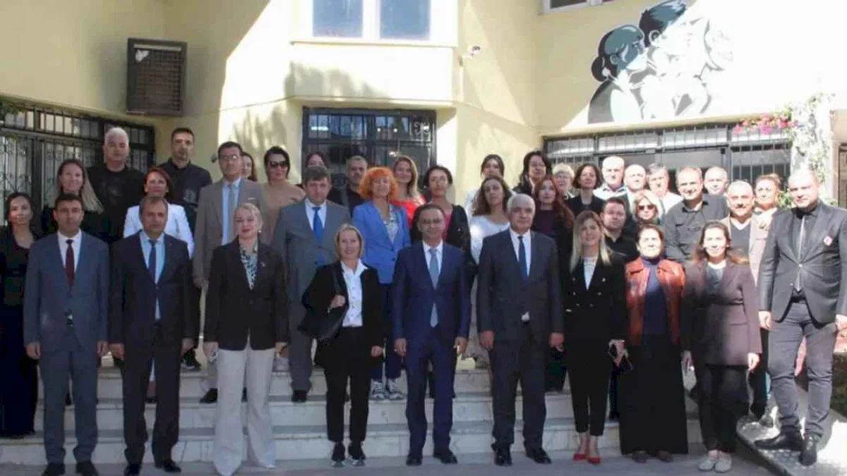 İzmir'de Türkiye Yüzyılı Maarif Modeli Ölçme ve Değerlendirme Semineri gerçekleşti