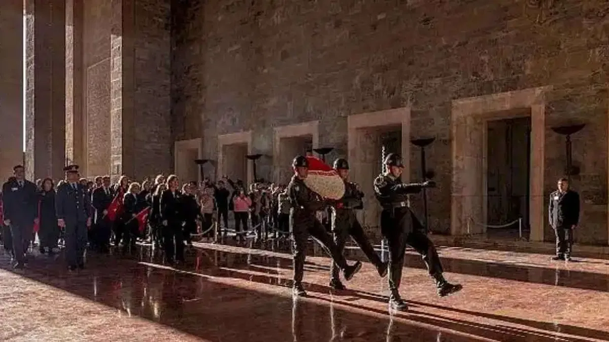 Kotonlular Atamızı anmak için Anıtkabir'deydi