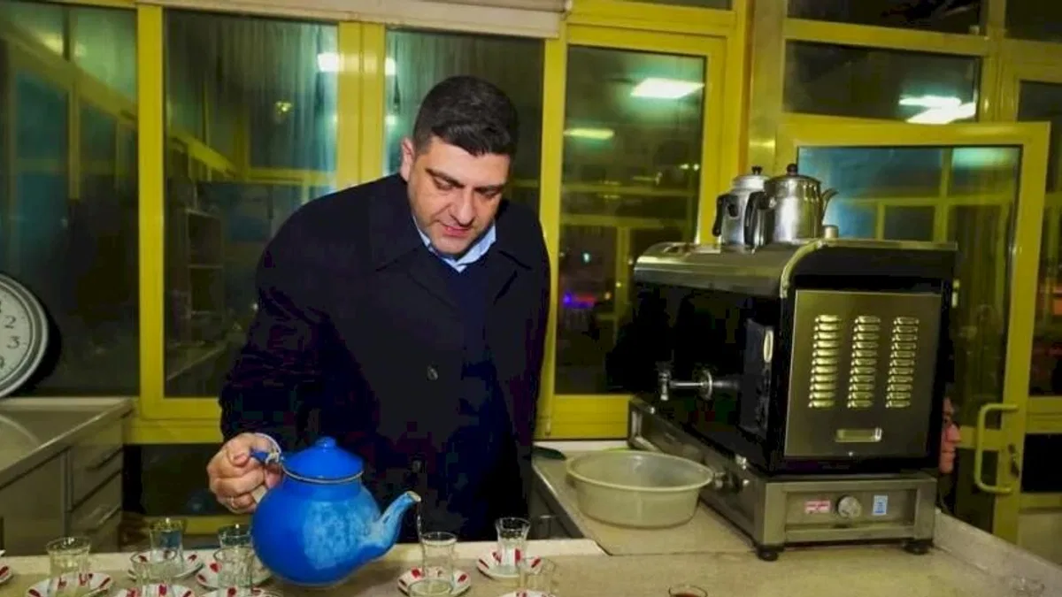 AK Parti Mardin İl Başkanı Mehmet Uncu'dan ramazanda samimi gönül dokunuşu