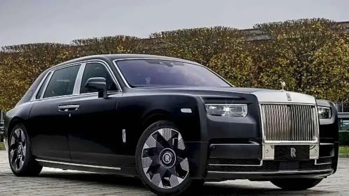 Rolls-Royce Phantom'dan 100. yılına özel ejderha teması