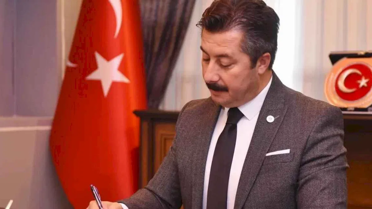 Bursa Yenişehir'de Başkan Özel'den 23 Nisan paylaşımı
