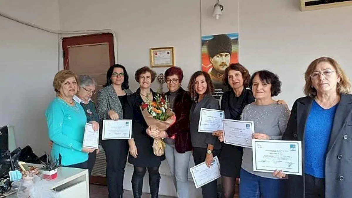 Narlıdere Belediyesi tarafından düzenlenen ve 16 hafta sürecek olan Kadının İnsan Hakları Eğitim Programı (KİHEP) başlıyor.