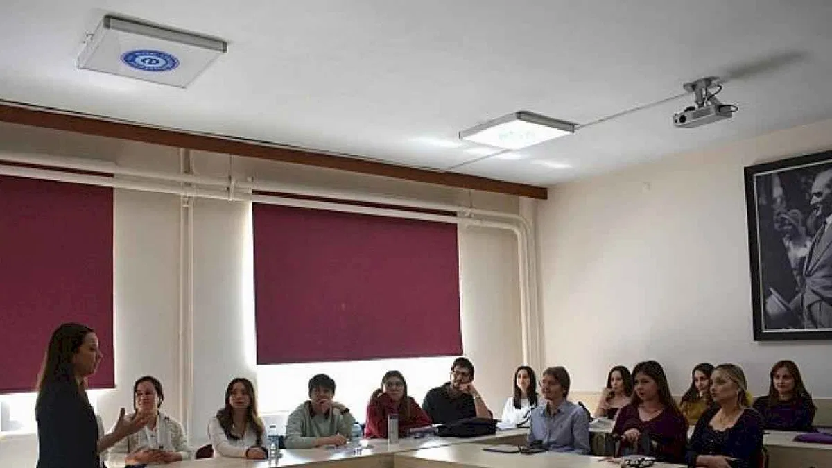 EÜ'den "Aile Yaşamında Dijital Bir Duvar: Oyun Bağımlılığı" söyleşisi
