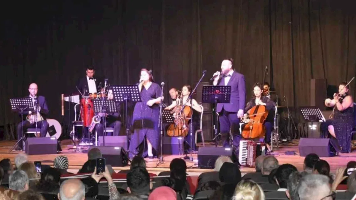 101’nci yılda Karadeniz Ereğli’de İzmit Belediyesi Kent Orkestrası rüzgarı