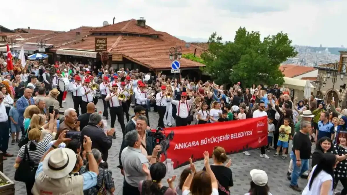 Ankara Kalesi Kale Şenlikleri’nde binlerce Başkentli buluştu