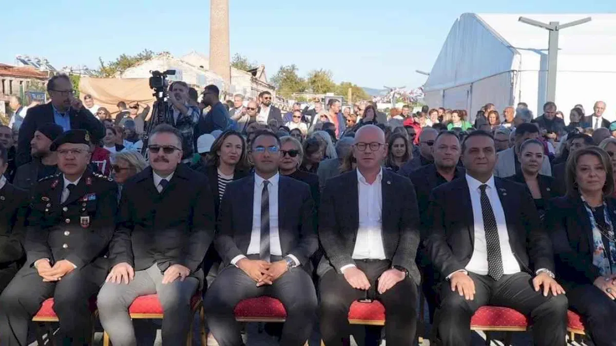 Edremit'te festival zamanı