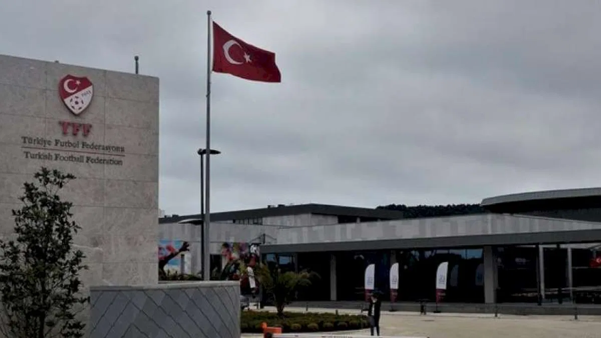 TFF'den play-off ve yayın ihalesi açıklaması!