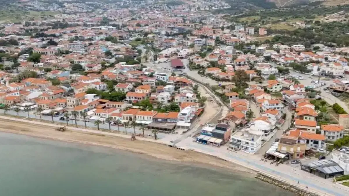 Yeni Foça’da tarihi dere yatağı güçlendiriliyor