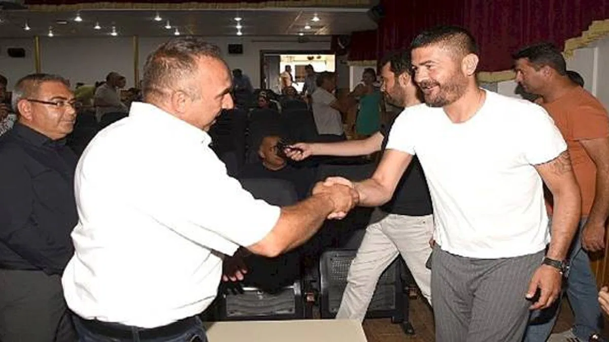 Foça Belediyesi İşçilerinin Ücretlerini İyileştirdi