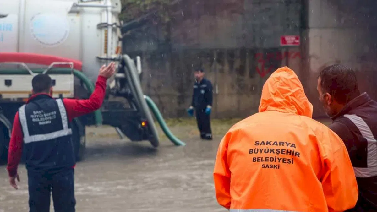 Sakarya tarihinin en şiddetli yağışını aldı