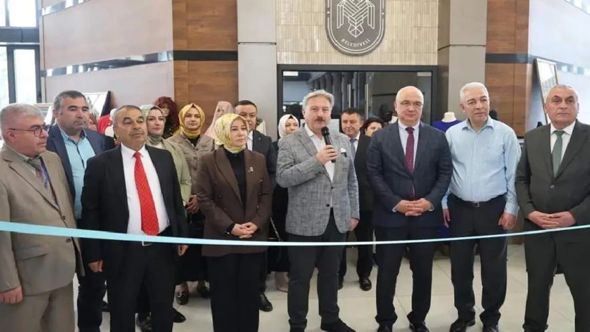 Kayseri Melikgazi'de yıl sonu sergisi