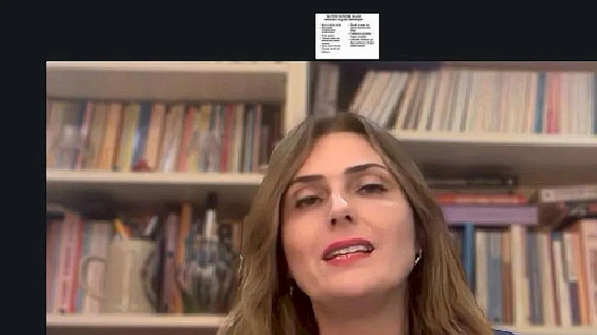 Prof. Dr. Gül Esra Atalay: "Yüz yüze söyleyemediğimiz hiçbir şeyi, dijital ortamda da söylememeliyiz!"