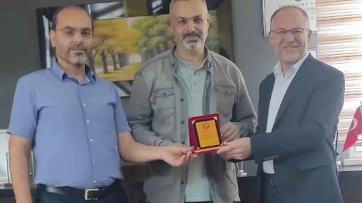 Yazar Özmen Gaziantep’te başarıda arkadaş seçimini anlattı