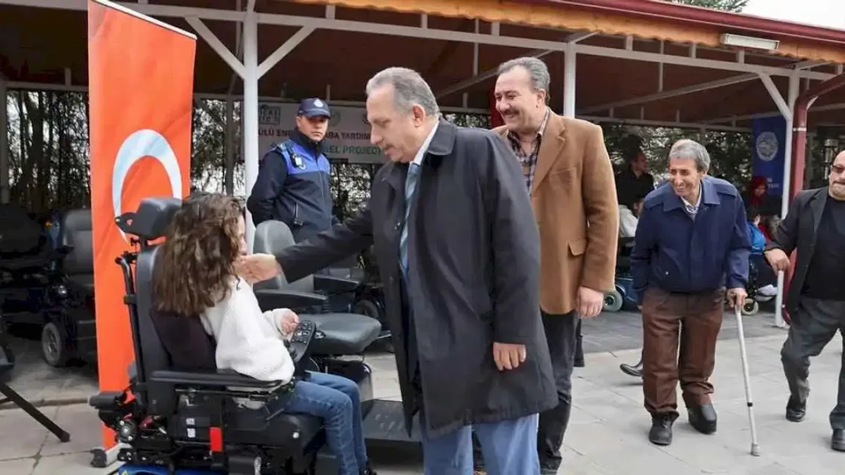 Mustafa Yalçın'dan 'Engelliler Günü' mesajı