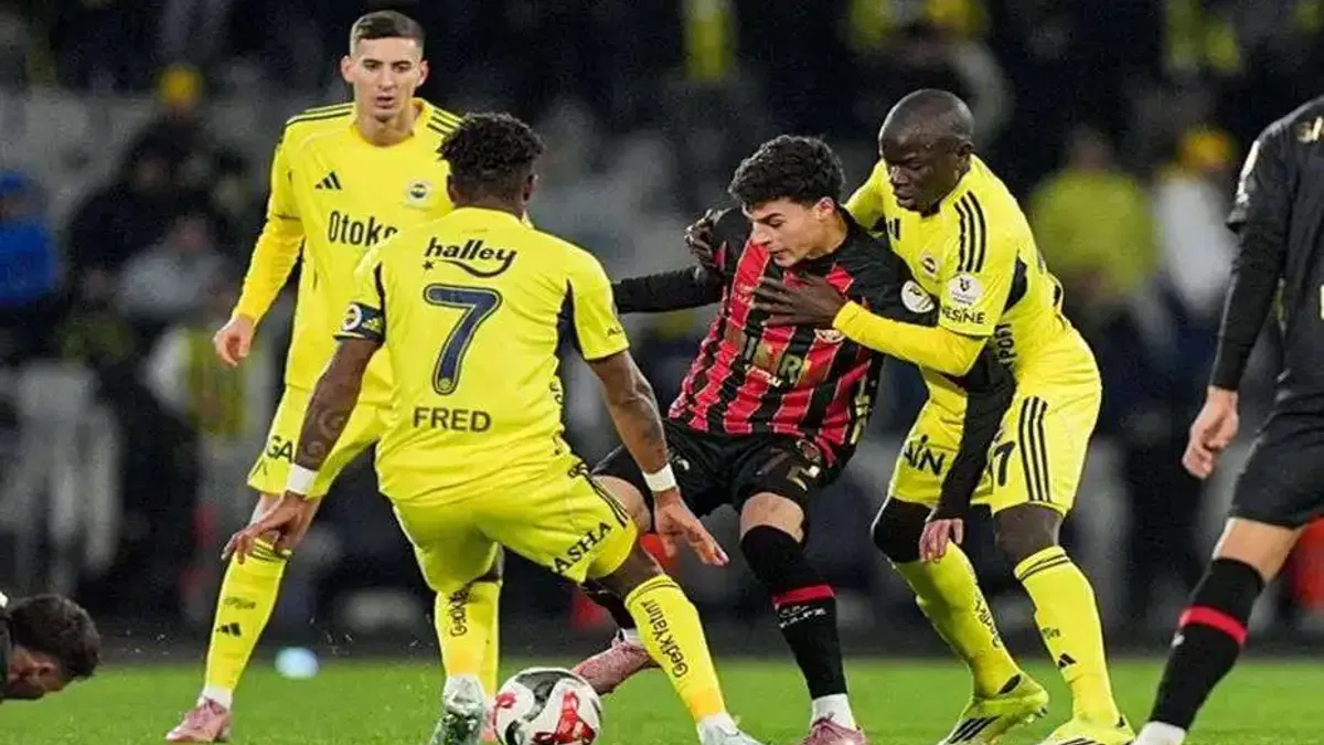 Mısırlı.com Fatih Karagümrük 2-0 Fenerbahçe (Maç Sonucu)