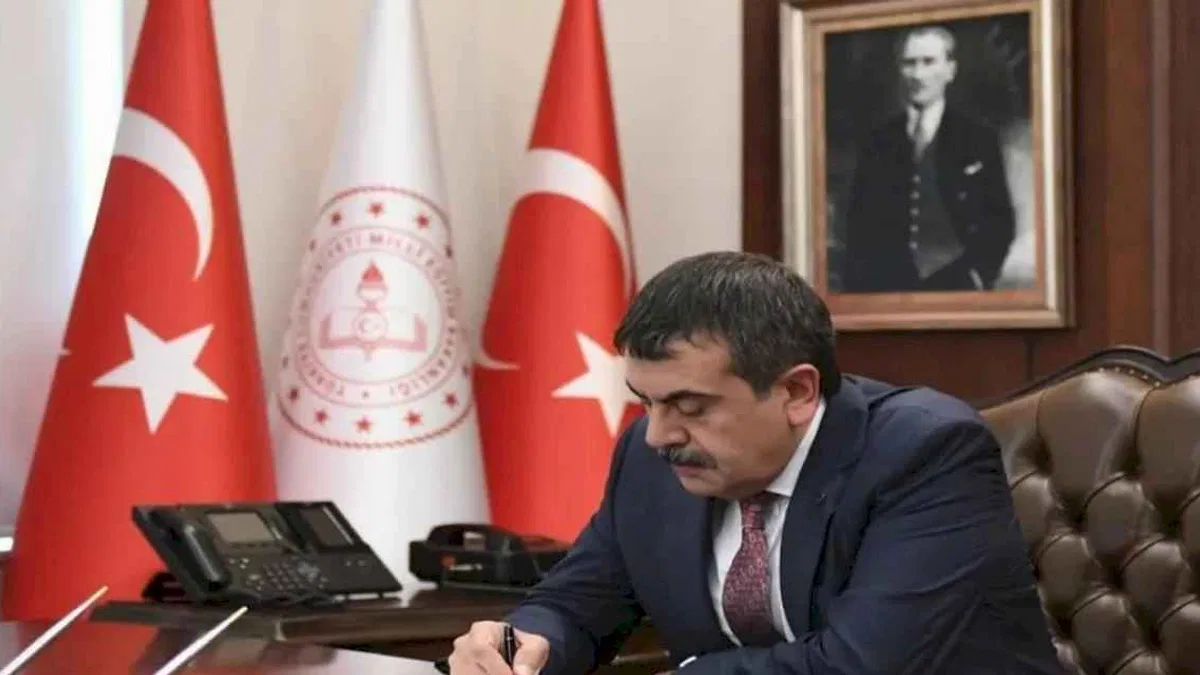 Bakan Tekin'den öğretmenlere 'teşekkür' mektubu