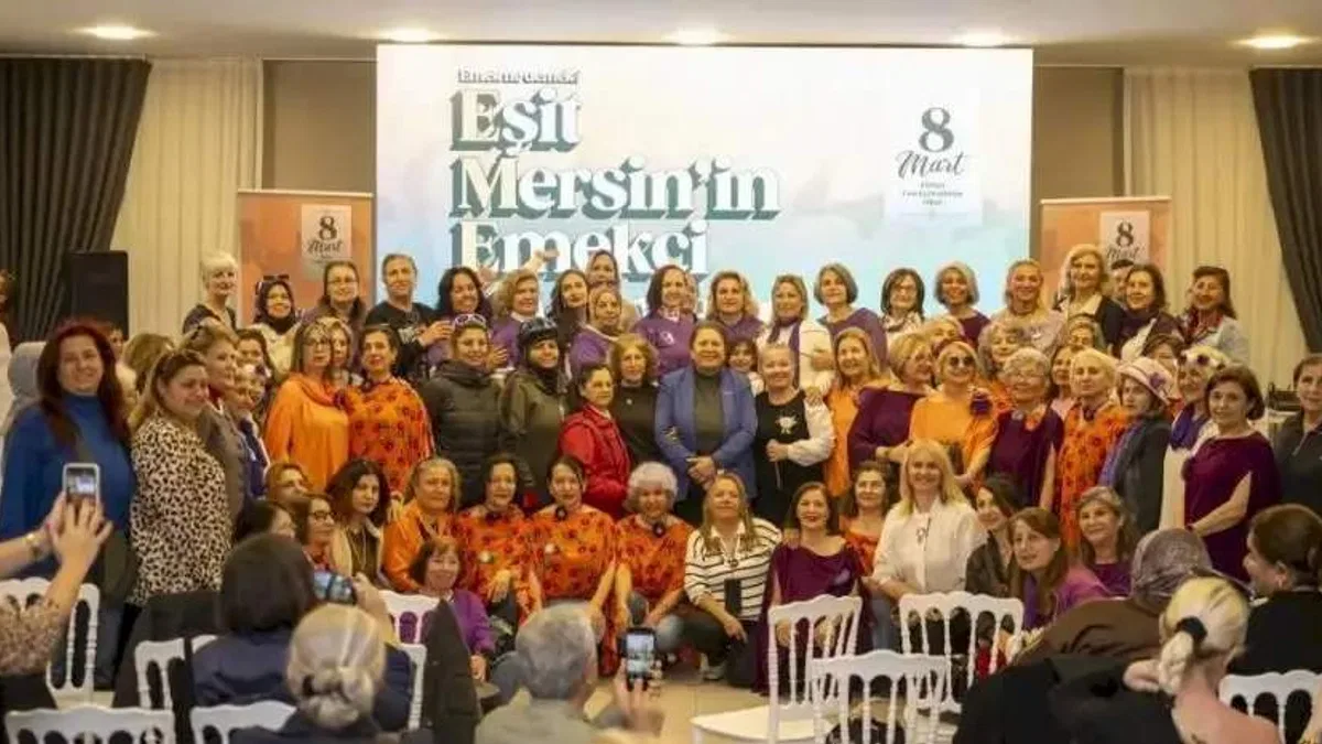 Mersin’de 8 Mart ‘Eşit Mersin’in Emekçi Kadınları’ vurgusuyla kutlandı