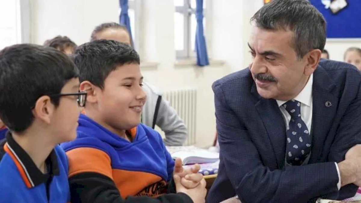 Bakan Tekin'den Kars ziyareti
