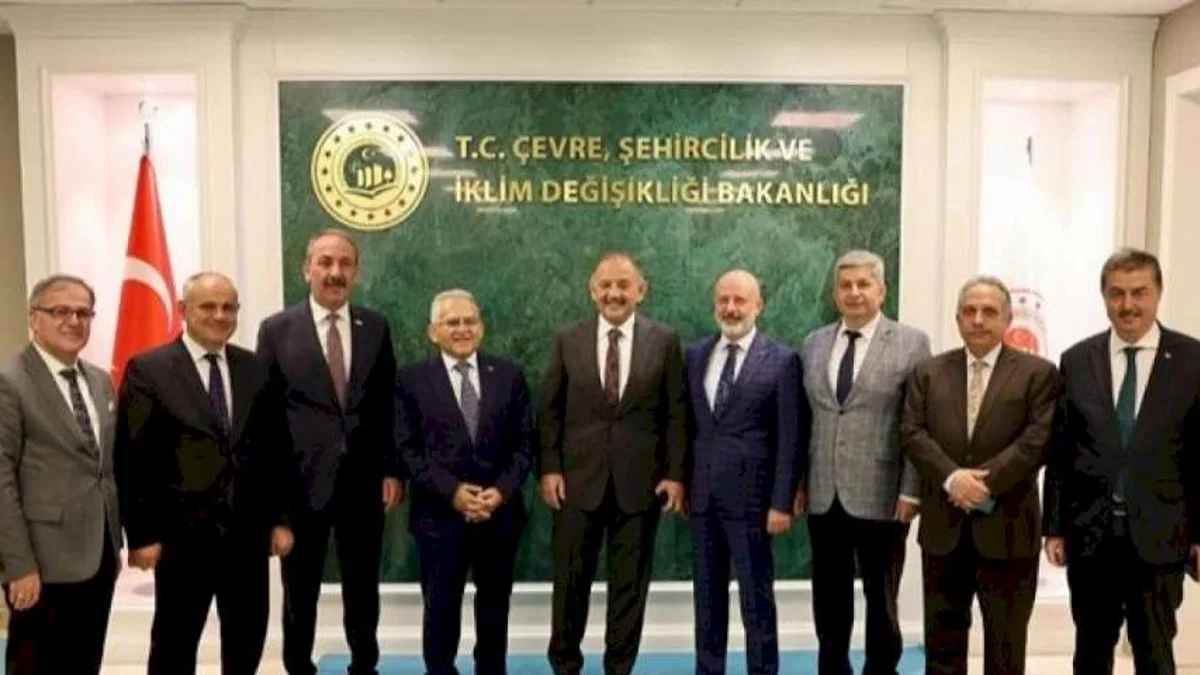 Memduh Büyükkılıç'tan Ankara çıkarması